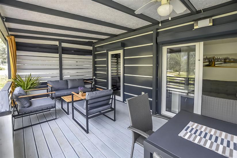 Mobile home Pen Shell