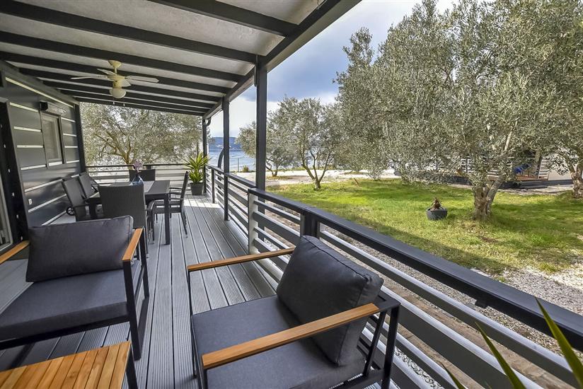 Mobile home Pen Shell