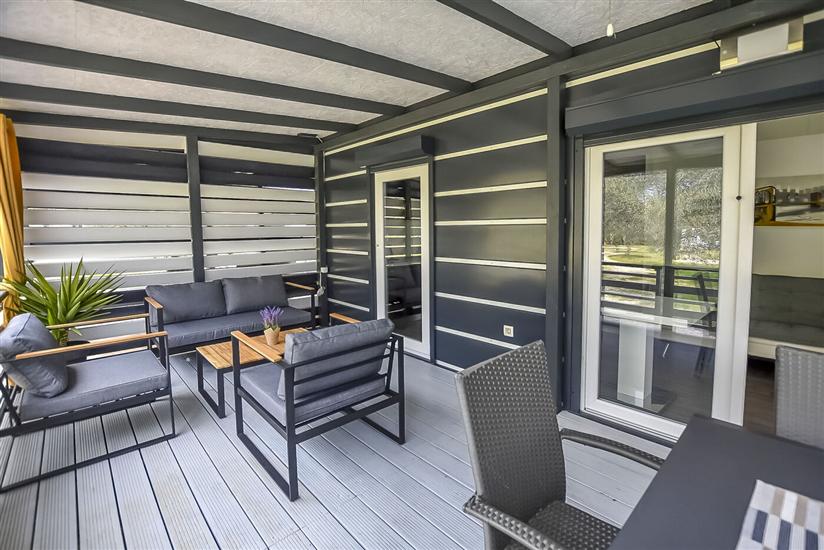 Mobile home Pen Shell