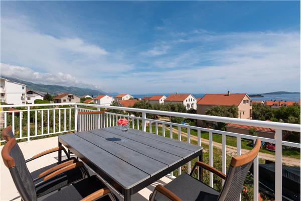 Apartman A1, na 6 osebe