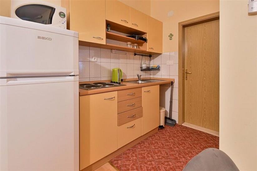 Apartment A4, for 5 persons