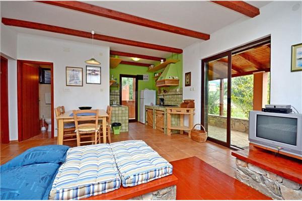 House K1, for 8 persons