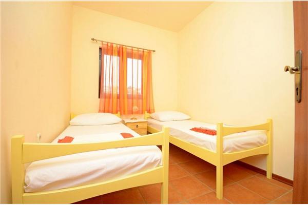 House K1, for 8 persons