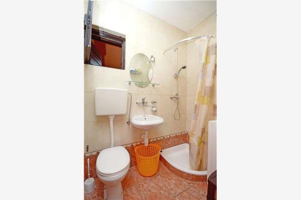 House K1, for 8 persons