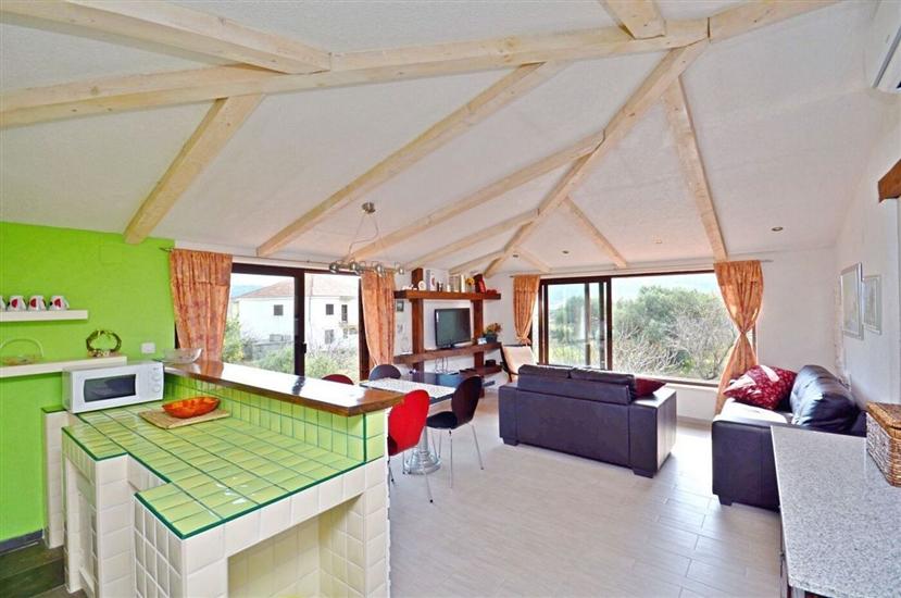 House K1, for 8 persons