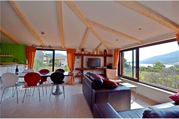 House K1, for 8 persons