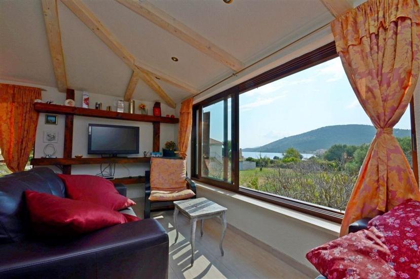 House K1, for 8 persons