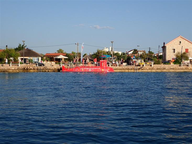 Apartment MASLINA-on quiet location