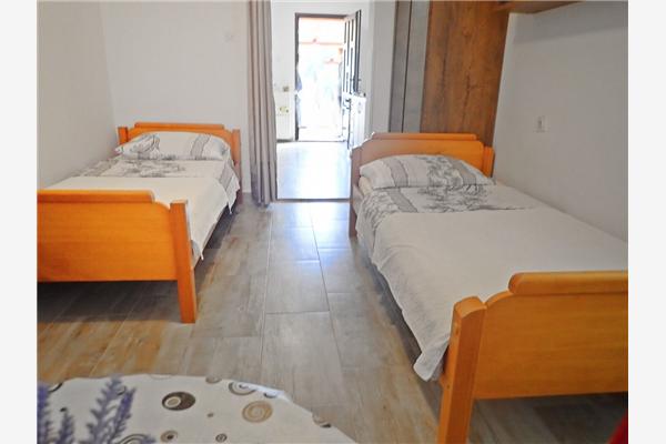 Apartment A1, for 3 persons