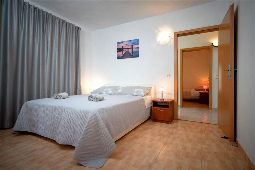 House K1, for 10 persons