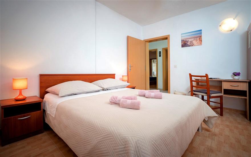 House K1, for 10 persons