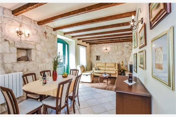 House K1, for 9 persons