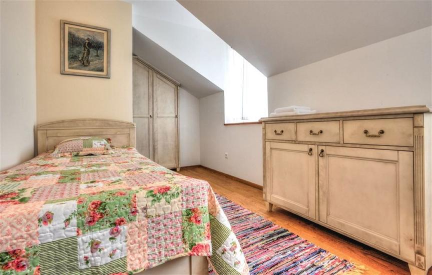 House K1, for 9 persons