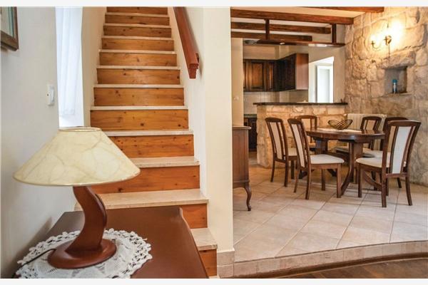 House K1, for 9 persons