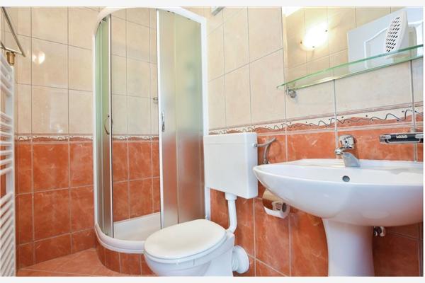 House K1, for 9 persons