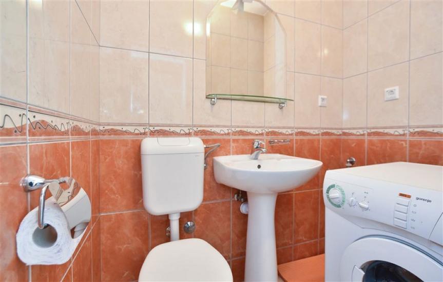 House K1, for 9 persons