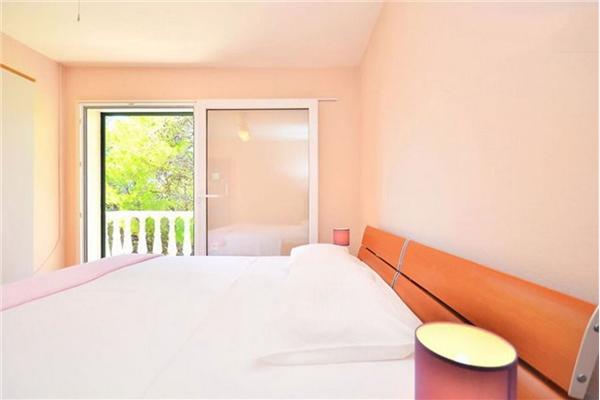 House K1, for 8 persons