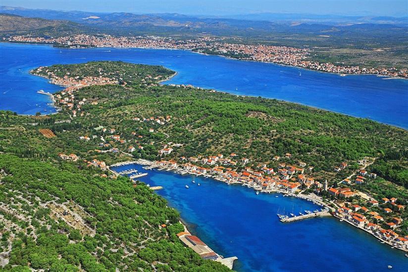 Apartment Island memories