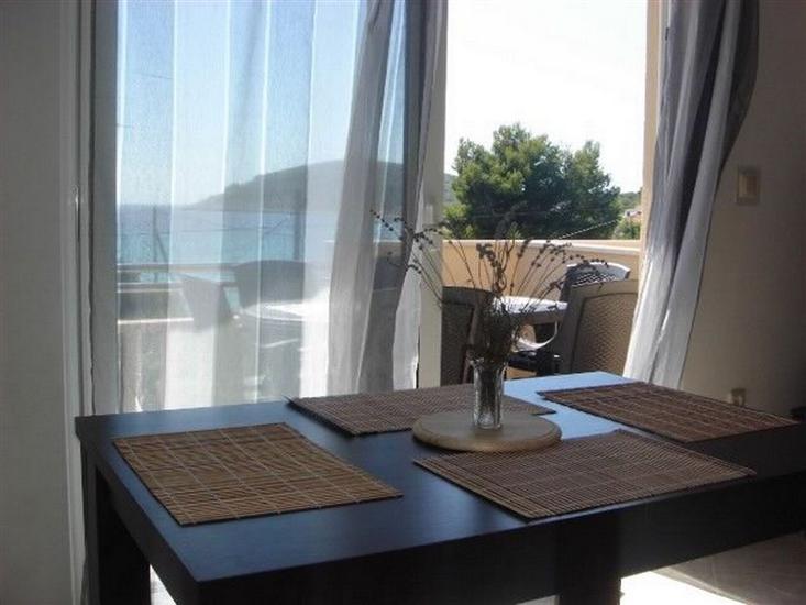 Apartment A2, for 6 persons