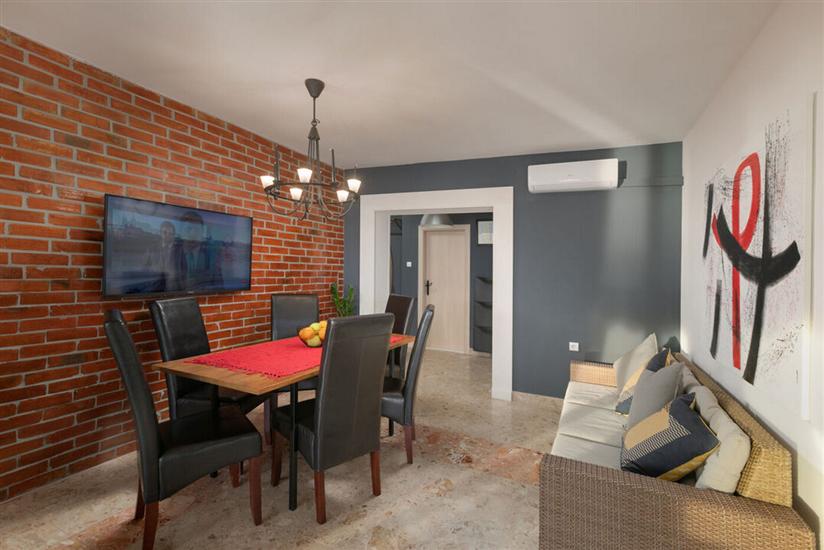 Apartment A3, for 6 persons