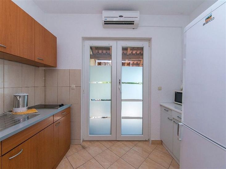 Apartment A2, for 4 persons