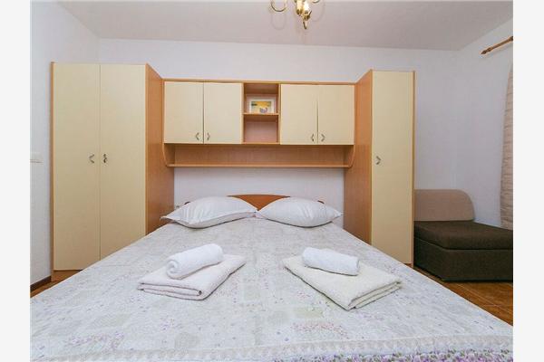 Apartment A2, for 4 persons