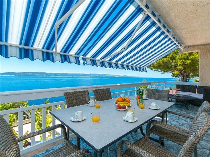 Apartment A1, for 7 persons