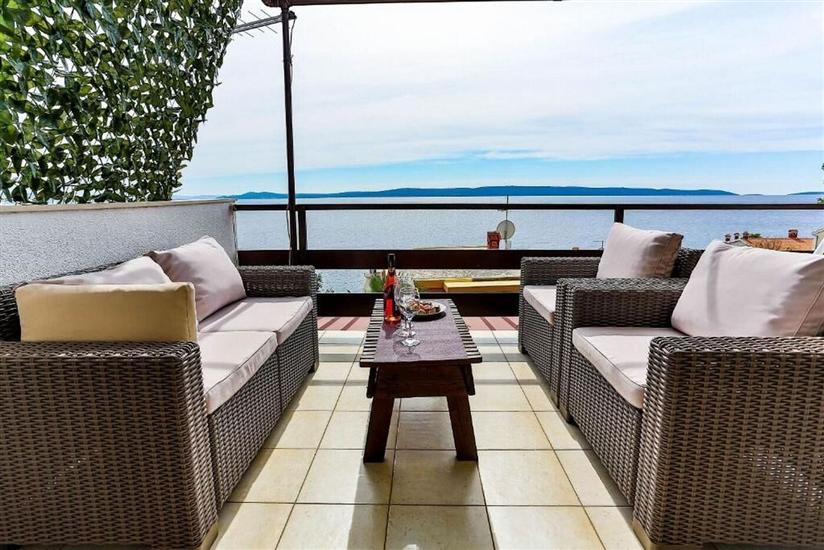 Apartment A1, for 6 persons