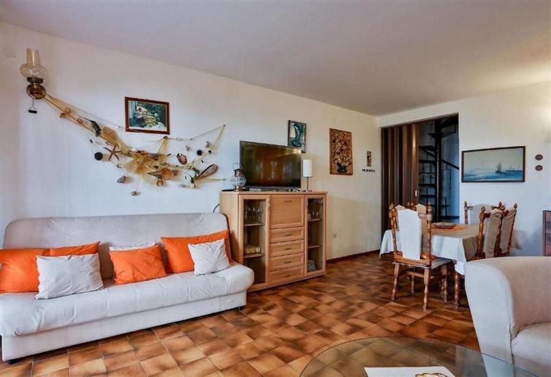 Apartment A1, for 6 persons