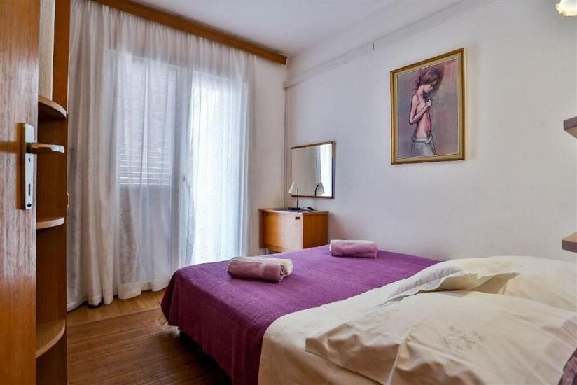 Apartment A1, for 6 persons