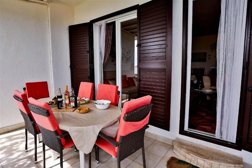 Apartment A1, for 6 persons