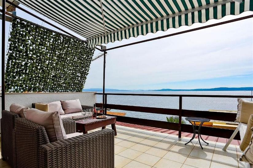 Apartment A1, for 6 persons