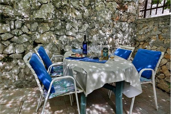 Apartment A2, for 3 persons