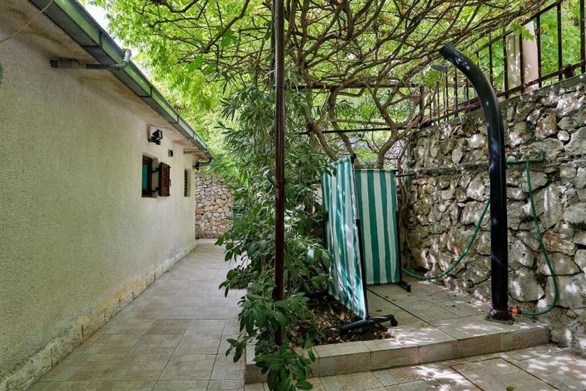 Apartment A2, for 3 persons