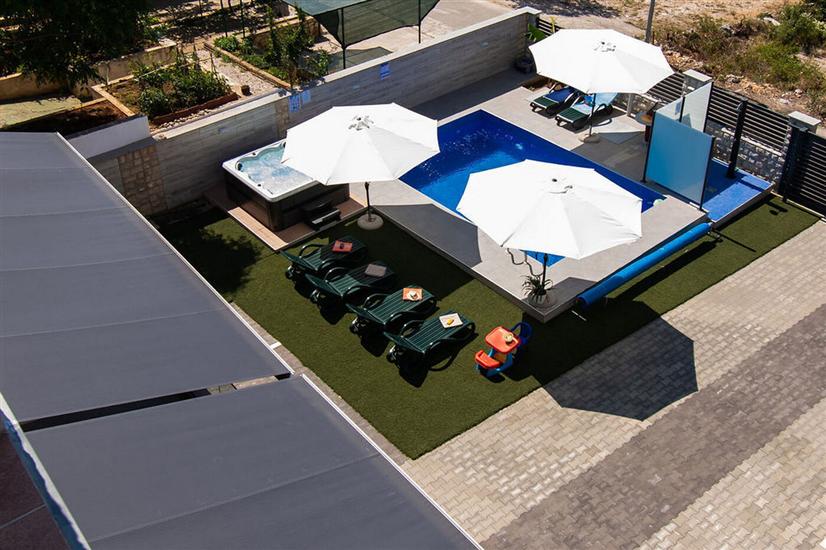 Apartment A6, for 4 persons