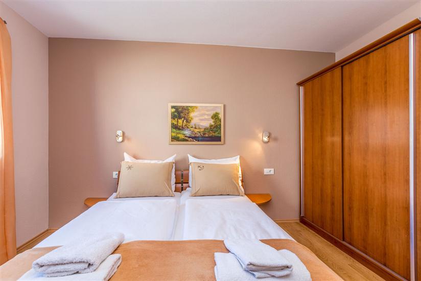 Apartment A1, for 2 persons