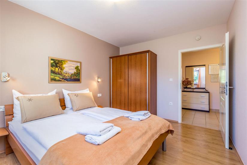 Apartment A1, for 2 persons