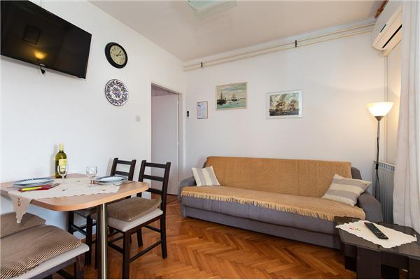 Apartment A2, for 3 persons