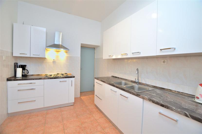 Apartment A1, for 6 persons
