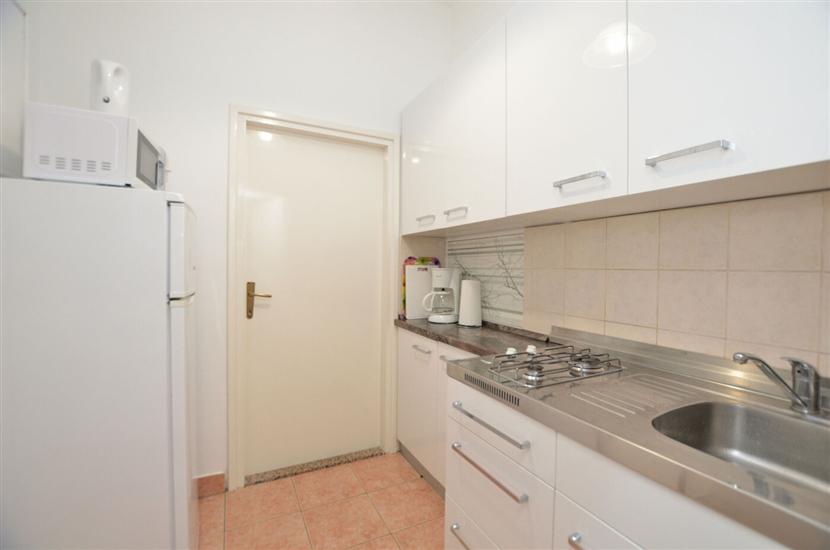 Apartment A2, for 3 persons