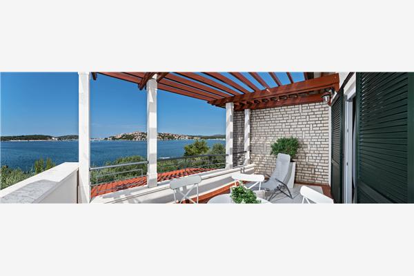 Apartment A1, for 4 persons