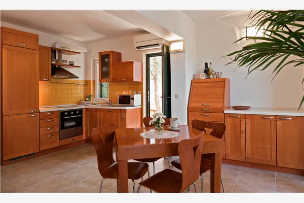 Apartment A2, for 4 persons