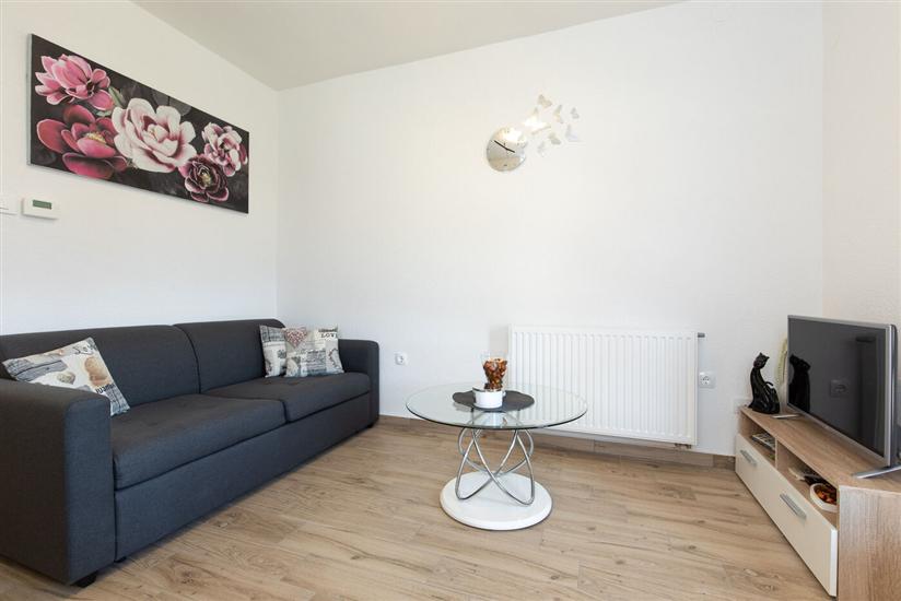 Apartment A2, for 3 persons