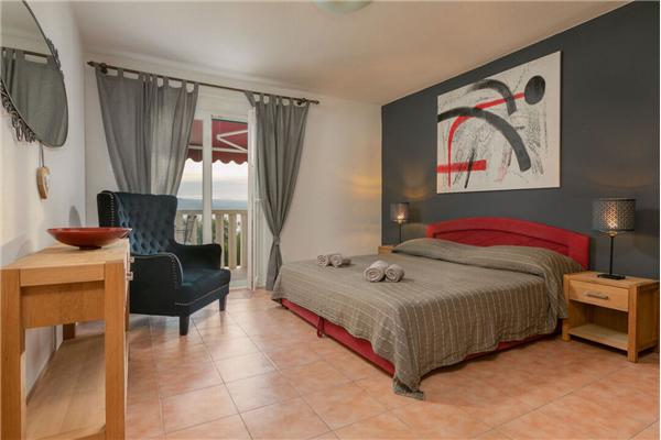 Apartment A3, for 6 persons