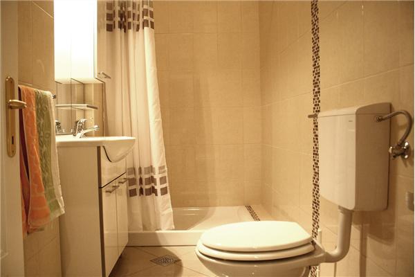 Apartment A1, for 5 persons