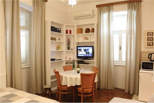 Apartment A2, for 3 persons