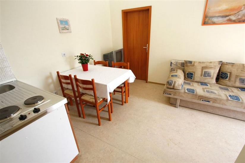 Apartment A5, for 5 persons