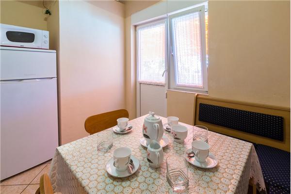 Apartment A1, for 5 persons