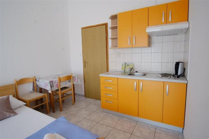 Apartment A7, for 2 persons