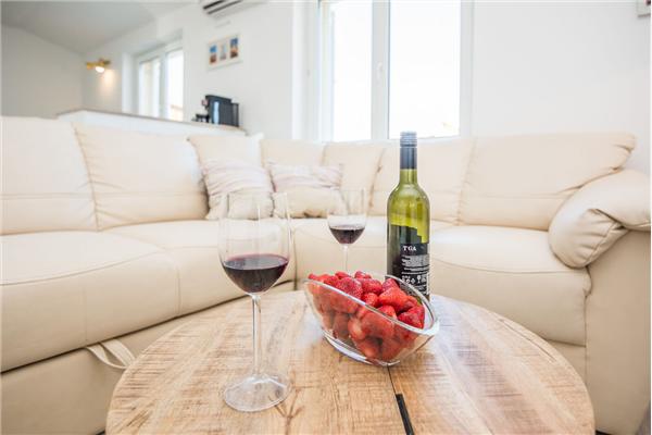 Apartment A1, for 6 persons